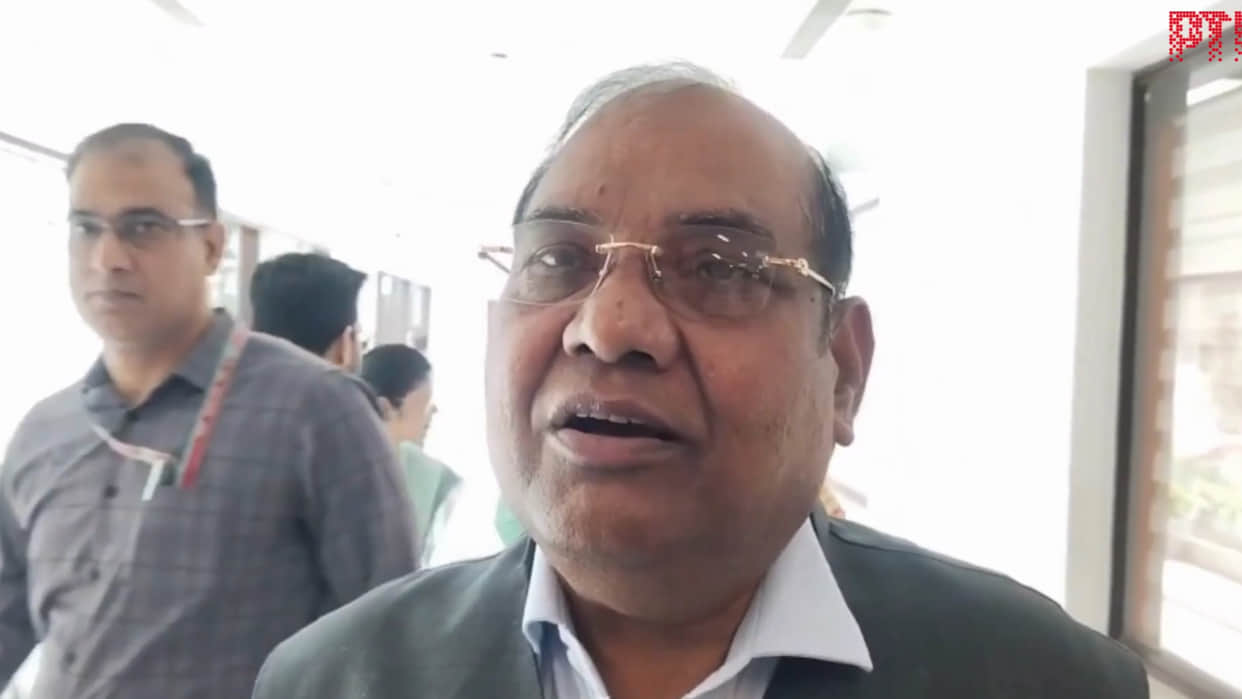 Parliamentary Panel Reviews Vacancies in Central Government Departments, Focuses on Recruitment