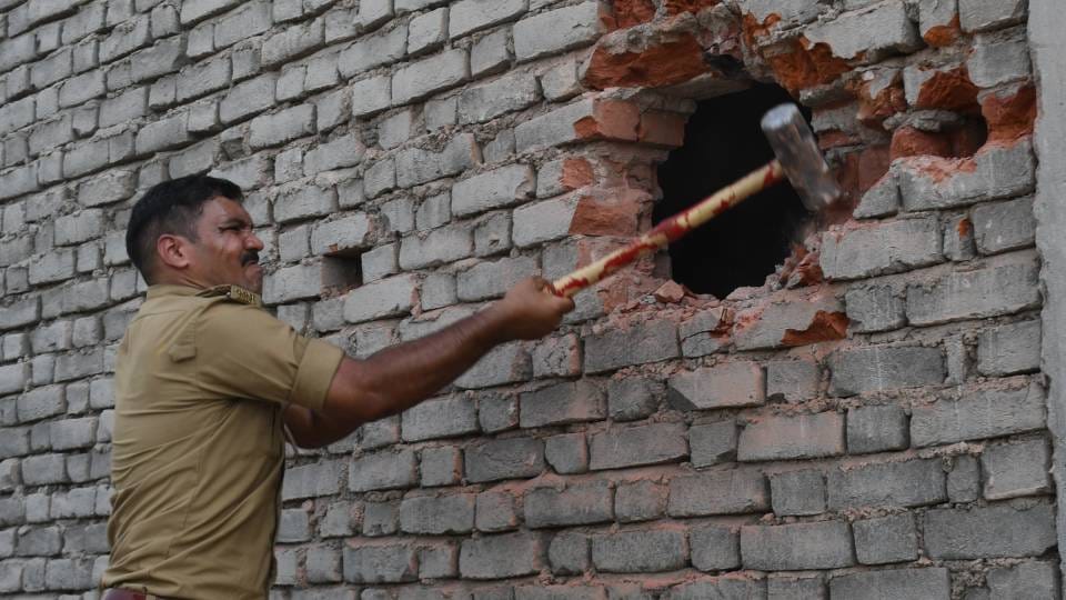 Lucknow Coaching Centre Fire Lives Snuffed Out Amidst Hammer Blows Tragedy Exposes Hollow Fire Safety Claims