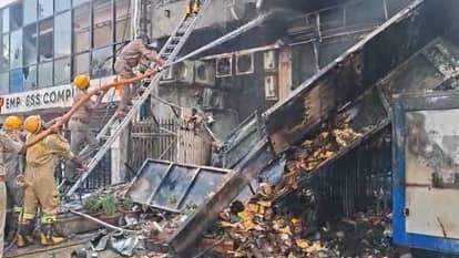 Massive fire breaks out at coaching center in Lucknow several students injured