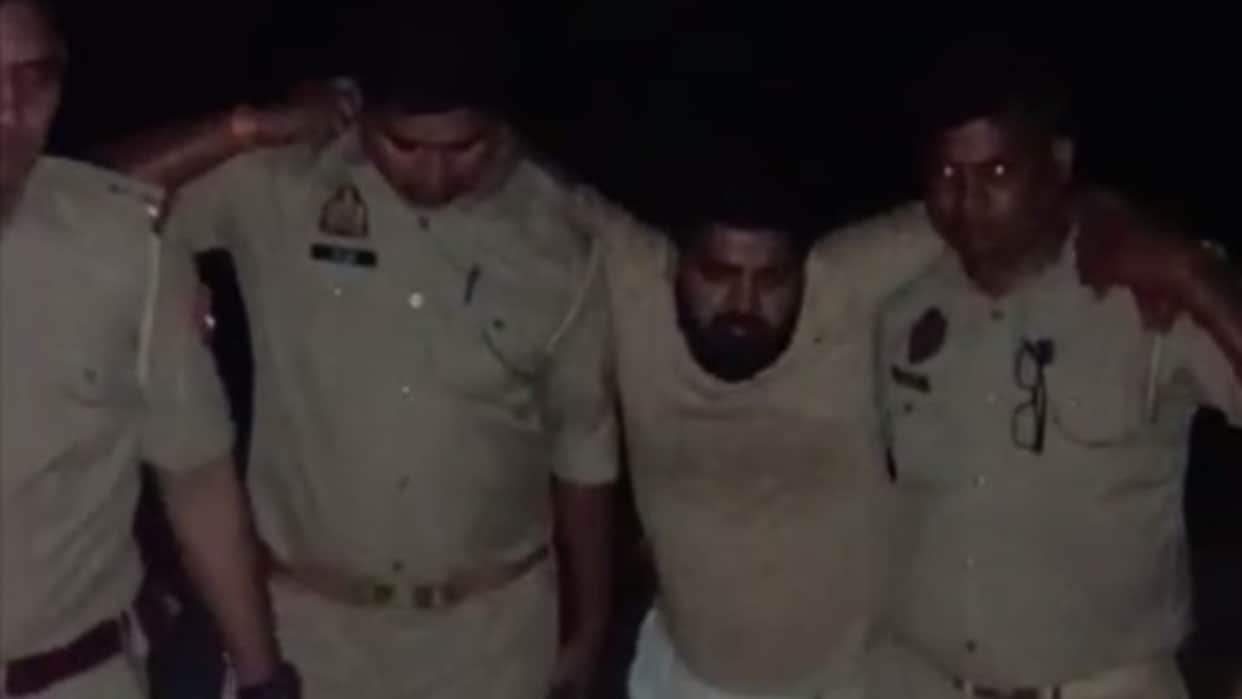 Police arrested cattle smuggler in encounter in Bareilly