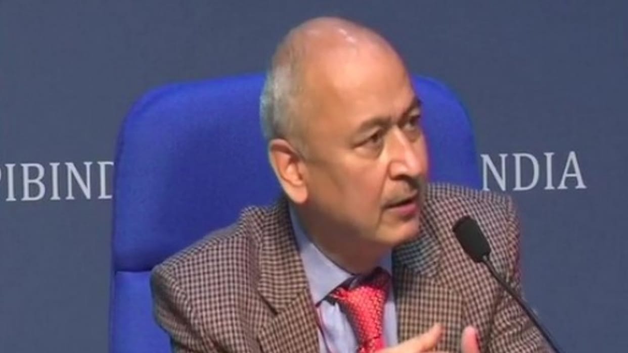 air india former cmd pradeep singh kharola returns as chairman in airline