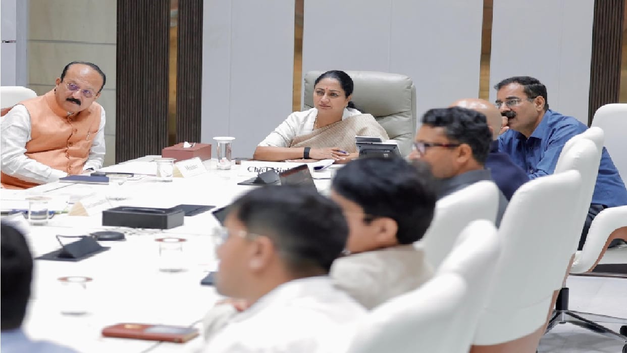 Slum dwellers will live in multi storey buildings in delhi