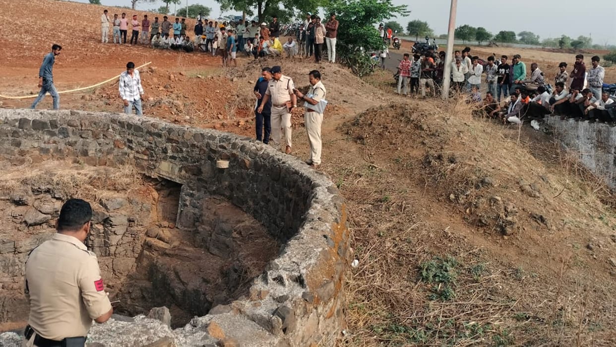 Jhabua News: The bodies of brother-in-law and sister-in-law were found in the well of Gangakheri