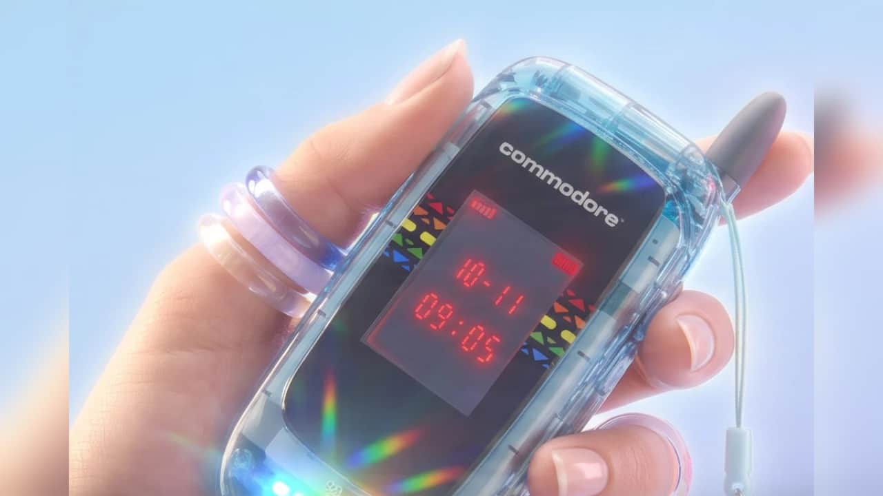 Commodore Callback 8020 Launched: Unique Flip Phone Runs Android Apps Without Being a Smartphone