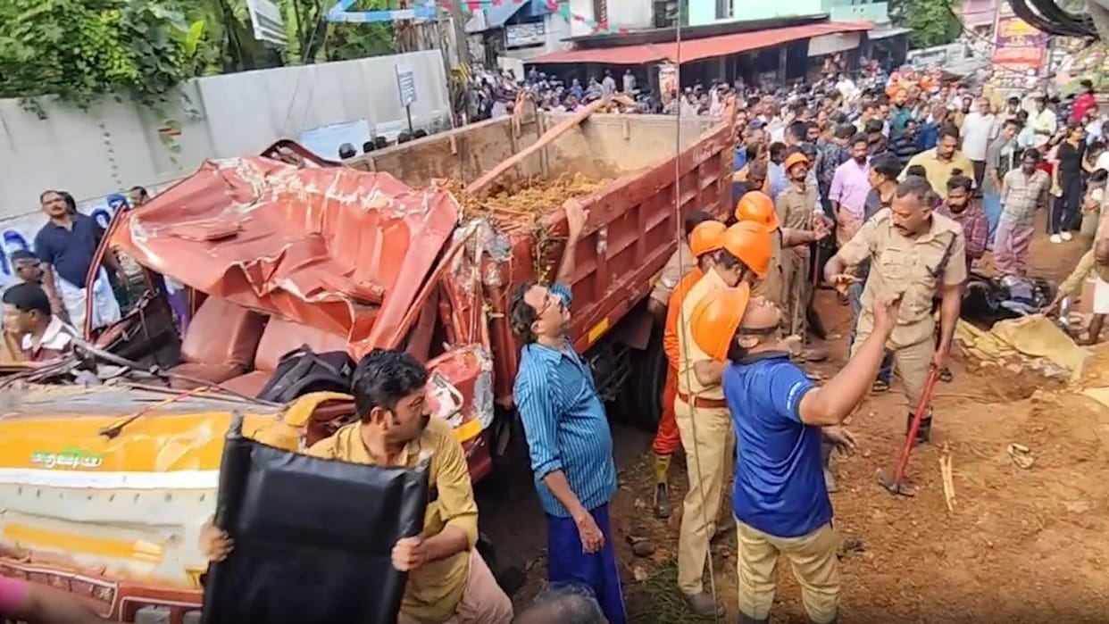 truck driver without heavy vehicle licence crashes into Kerala bus stop, 3 killed