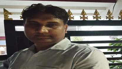 लखनऊ अग्निकांड: सीएम योगी का ताबड़तोड़ एक्शन, चार अफसरों को किया सस्पेंड, चार गिरफ्तार, एसआईटी करेगी जांच Lucknow Fire Tragedy CM Yogi takes swift action—four officials suspended four arrested SIT to conduct investig