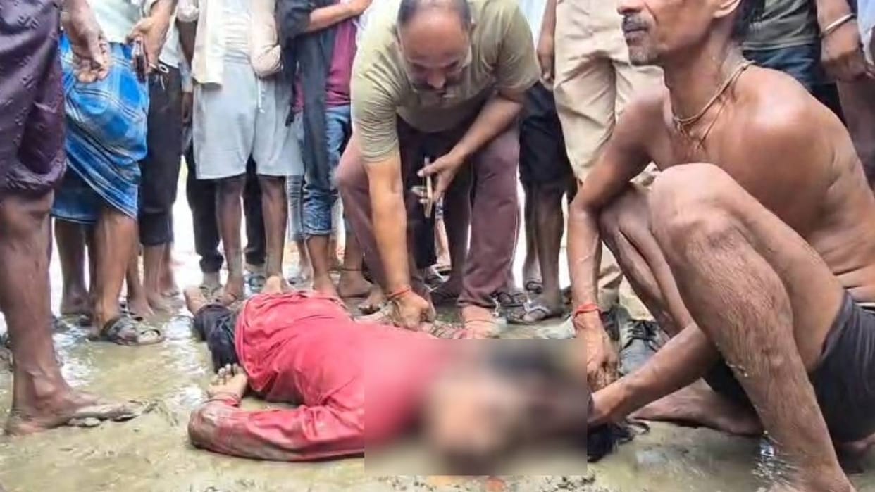 UP: Three teenage girls drowned in the Rapti River in Shravasti; villagers rushed to the scene upon hearing cr