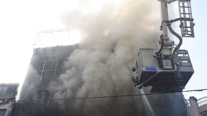Lucknow Fire: बुझ गए 15 घरों के चिराग, करिअर बनाने गए छात्र आग की भेंट चढ़े; सामने आईं मृतकों की तस्वीरें Lucknow Fire Update Massive fire breaks out at an Aliganj coaching center Photos of the deceased have surfaced