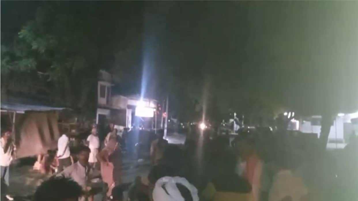 Innocent child died after injection negligence alleged in jaunpur
