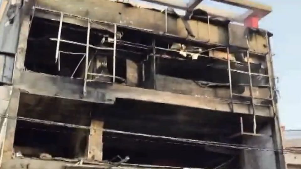 Lucknow Animation Center Fire Live Updates Many killed Several Injured as Rescue Operation Continues