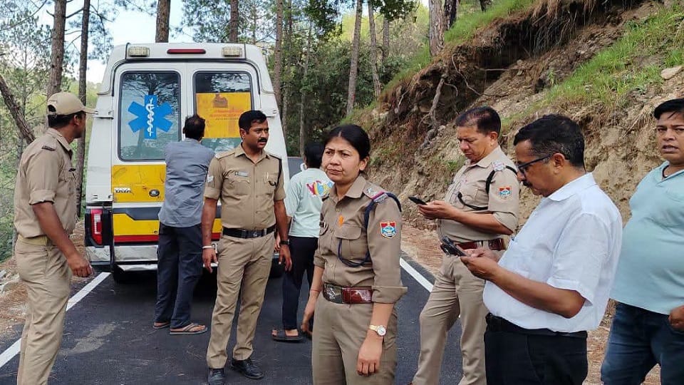 Two youths died after their car fell into a ditch in almora