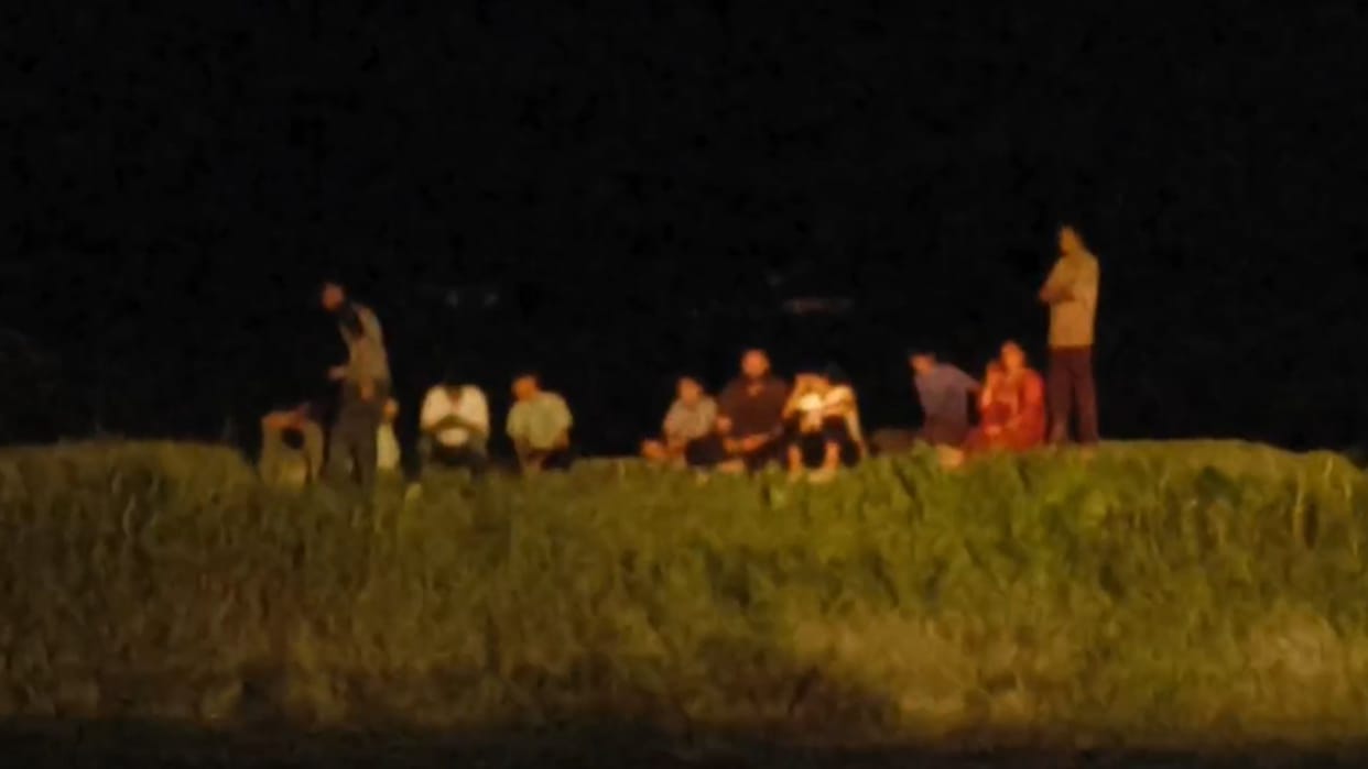 Eleven tourists rescued from river at Renuka Ghat in Obra dam at sonbhadra