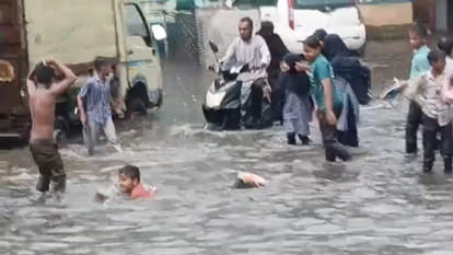 Burhanpur Rain: Heavy rain inundates Burhanpur city, raising questions about the corporation's arrangements.