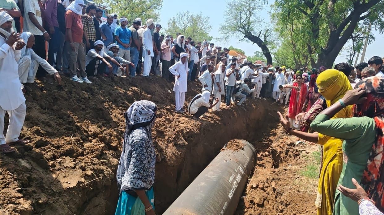 Police and villagers face off again in Chanaut; situation tense; work on laying the 36-inch pipeline halted