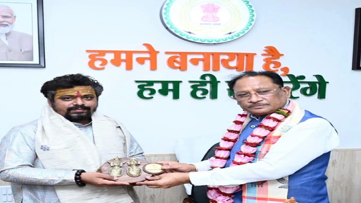 CG News: कुनकुरी में लगेगा पांच दिवसीय दिव्य दरबार, सीएम विष्णुदेव से प्रेमासाई ने की मुलाकात, हुई अहम चर्चा