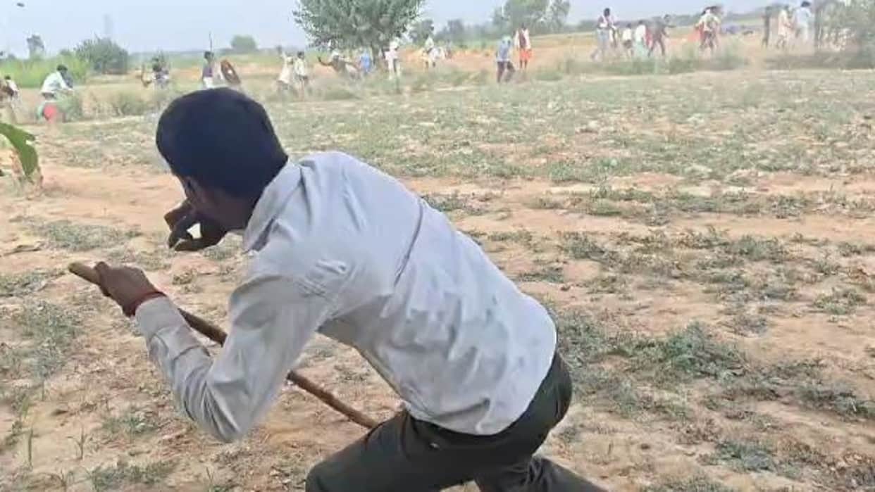 Violent clash between two groups over a land dispute in Budaun