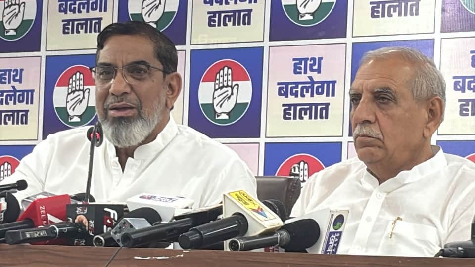 आफताब अहमद के साथ अशोक अरोड़ा