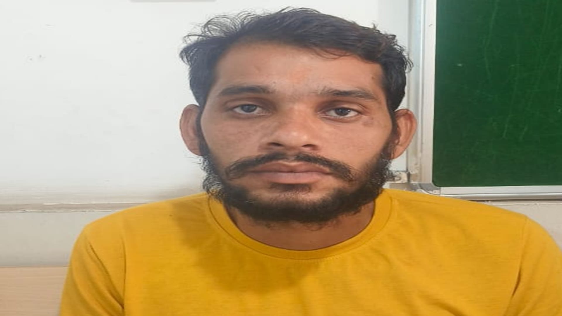 पुलिस के गिरफ्त में आरोपी