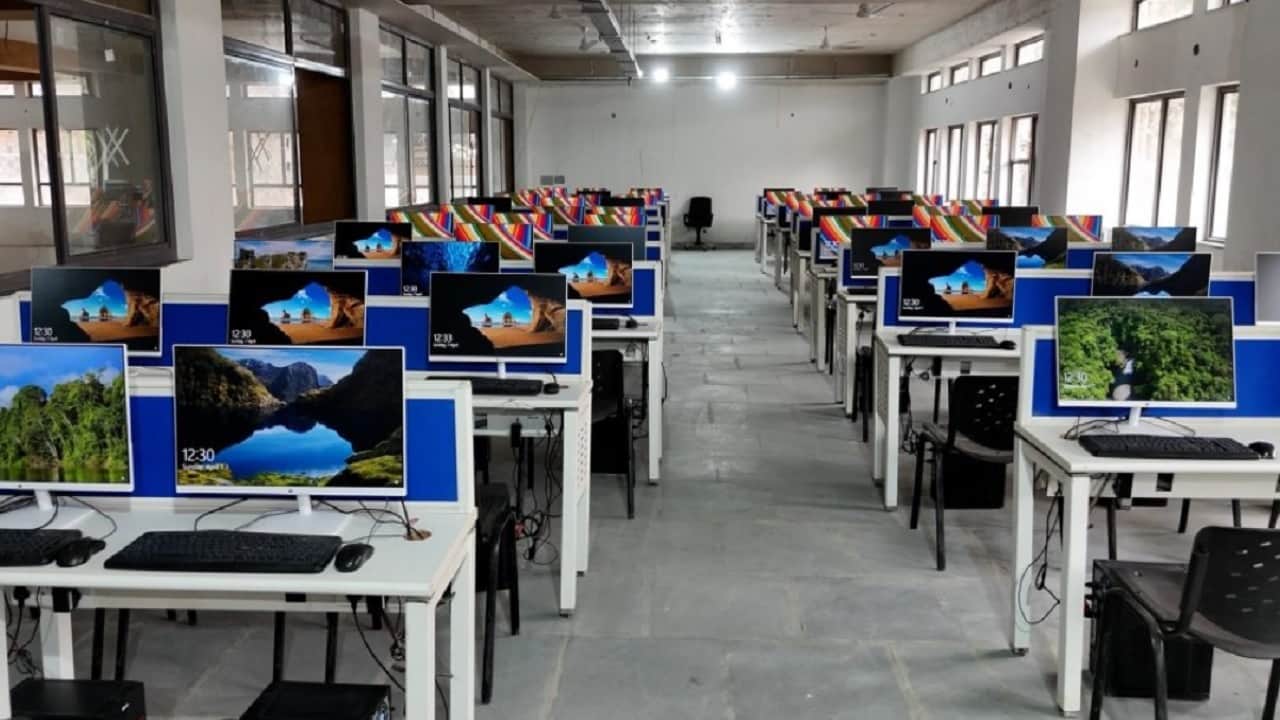 कॉलेज लैब (सांकेतिक)