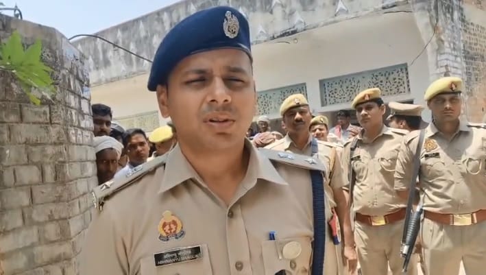 जानकारी देते एसपी अभिमन्यु मांगलिक
