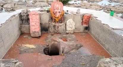 MP News: Situated right in the middle of the 1321 km long Narmada River, Nabhikund is a centre of faith
