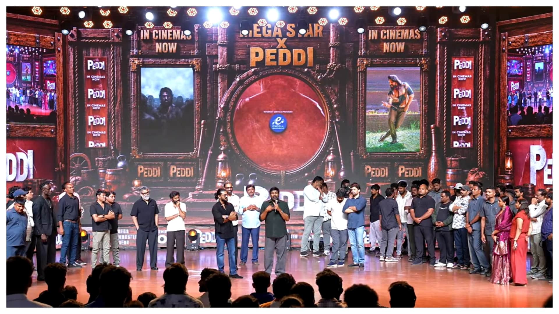 Chiranjeevi recalls the day Ram Charan came close to losing eye during Peddi