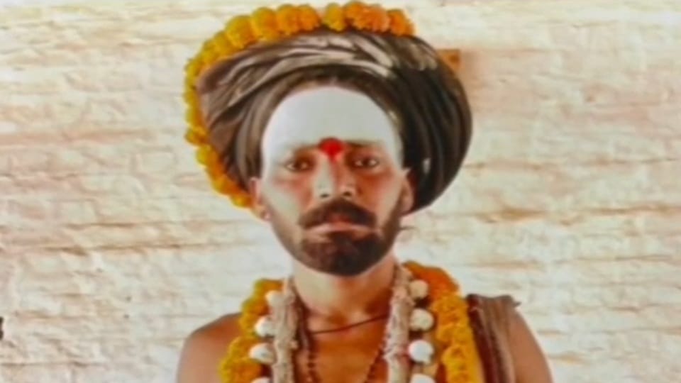 Yamunanagar Special Cell has arrested an accused who used to commit highway robberies while posing as a sadhu.