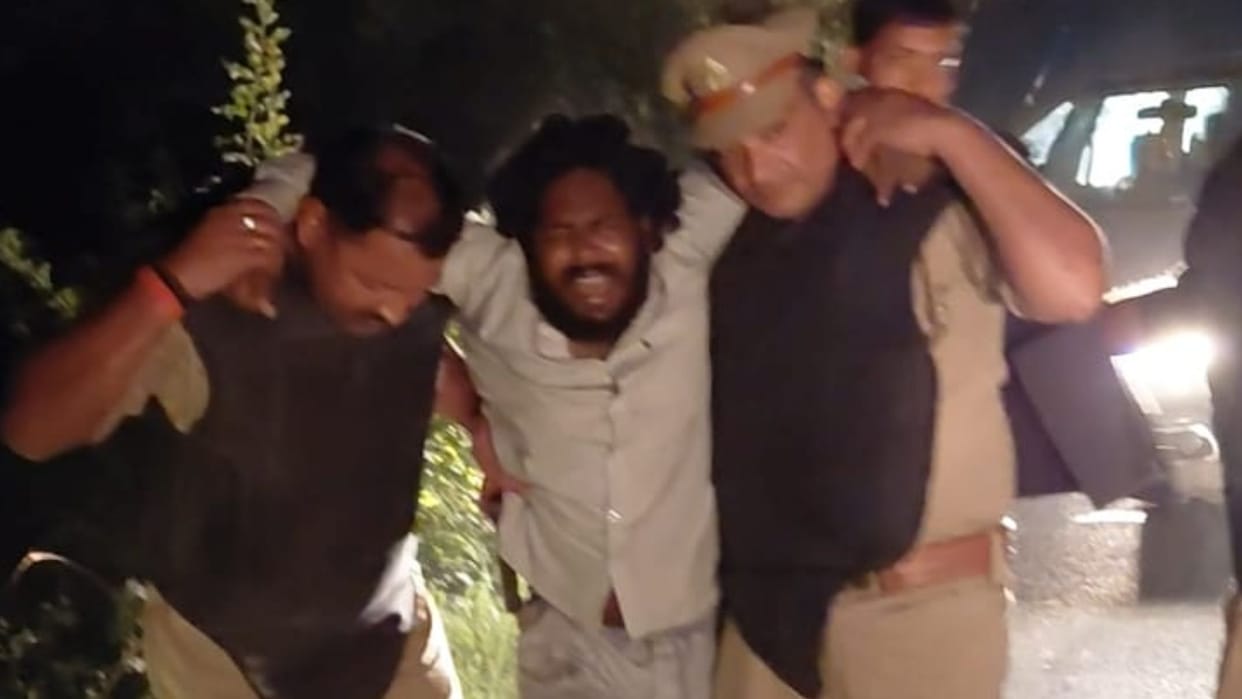Police clash with gang stealing diesel from trucks three accused arrested in mau
