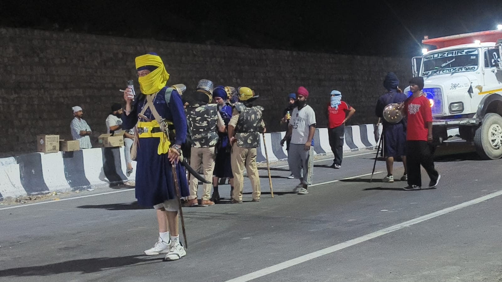 Nihang Sikh Dehradun March police kept watch at borders but Nihangs slipped past and entered city