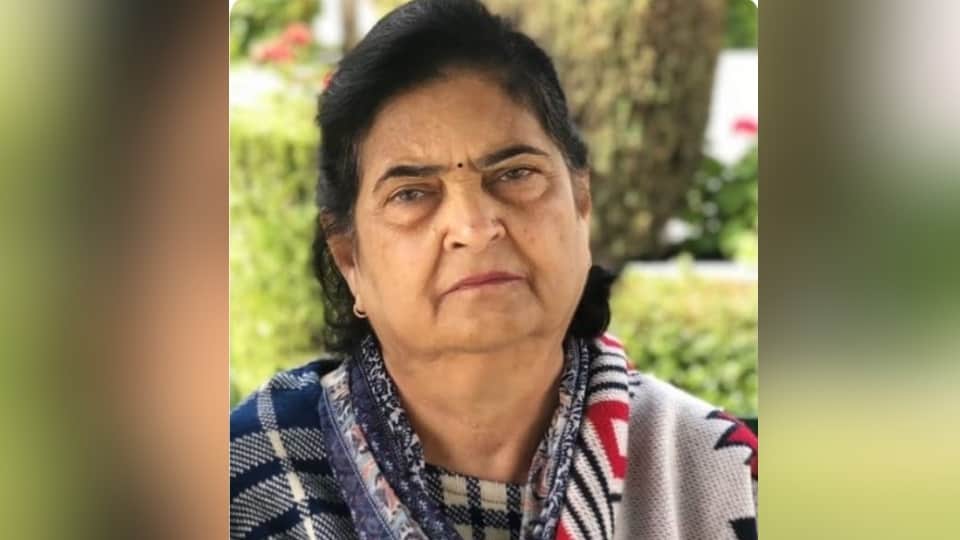 Jalandhar Mayor Vaneet Dhir mother Asha Dhir passes away