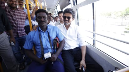 CM Vijay ride in bus fans cheer as he poses with conductor Video viral