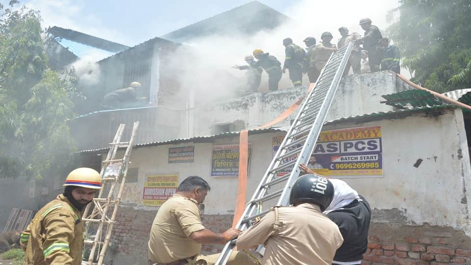 Factory of Death Inside a House: Fire Exposes Illegal Shoe Unit and Major Safety Violations in Agra