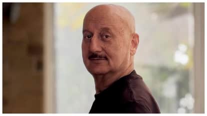 Anupam Kher shares Khosla Ka Ghosla 2 Homeless junior artist struggle story Video Viral