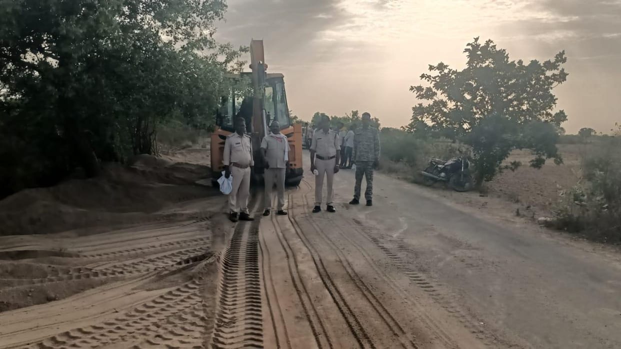 Datia: Datia administration takes action against illegal sand storage