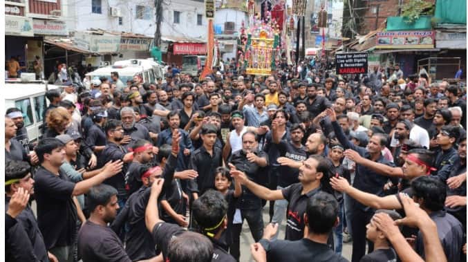पिछले वर्ष का जुलूस