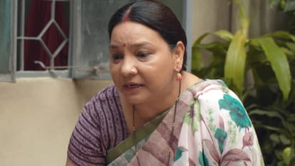 Gullak Series Complete 7 Years Starring Jameel Khan Geetanjali Kulkarni Harsh Mayar Sunita Rajwar