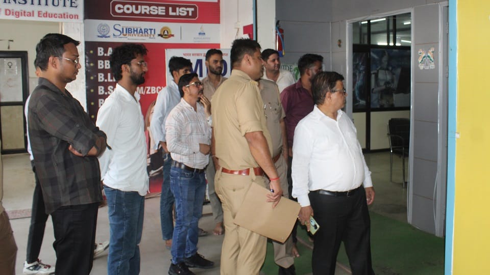 UP: Crackdown on coaching centers in Meerut; 14 institutes sealed and several issued notices
