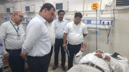 Stone pelting on revenue team accountant injured Police FIR against 16 people 5 arrested in ghazipur
