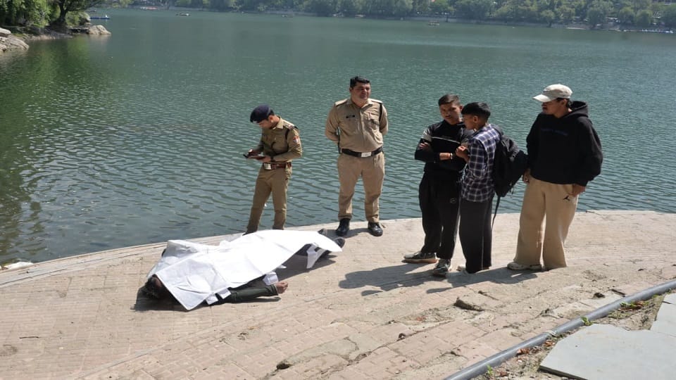The body of Manish was found floating in the Nainital lake