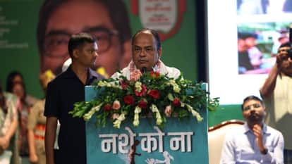 स्वास्थ्य मंत्री डॉ. इरफान अंसारी