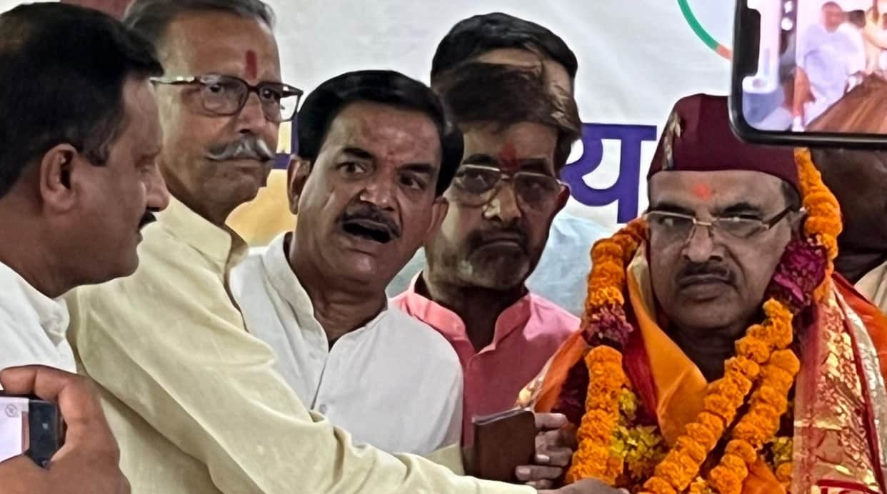 Upper caste leaders sidelined in Kanpur Bundelkhand region OBC SC sections dominate new executive committee
