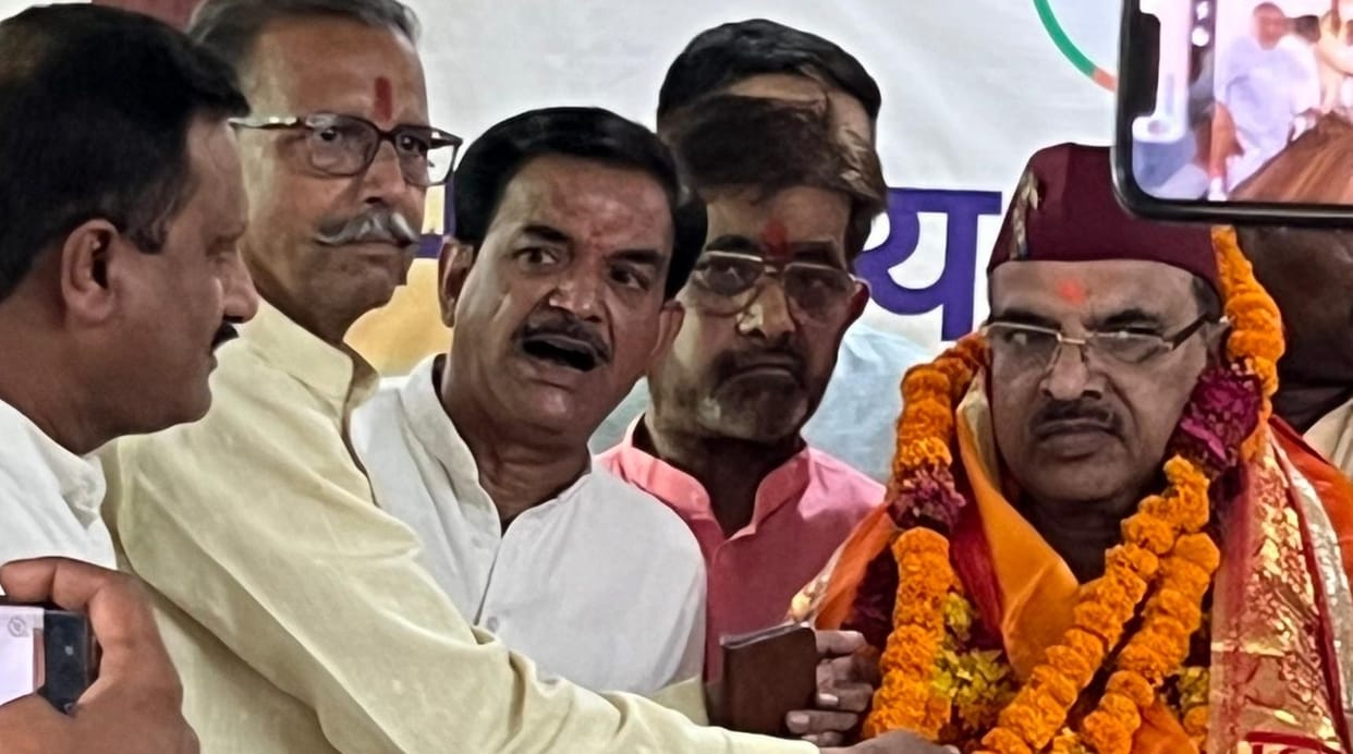 Upper caste leaders sidelined in Kanpur Bundelkhand region OBC SC sections dominate new executive committee