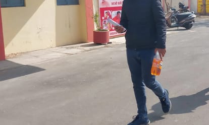 युवक ने थाने में पिया पेट्रोल