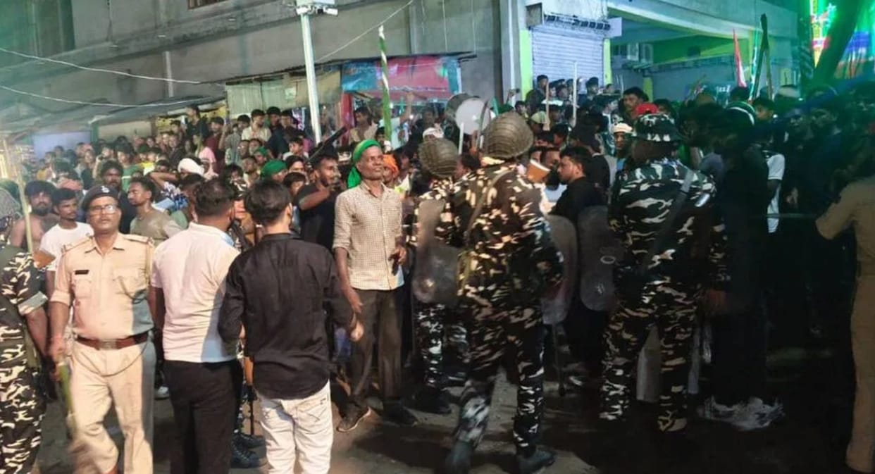 Bihar Clash Breaks Out During Muharram Procession Near India-Nepal Border 6 Injured in Stone Pelting