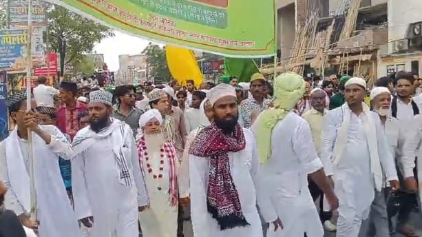 Kanpur Taziya processions bid farewell amidst teary eyes Muharram concluded peacefully and harmoniously