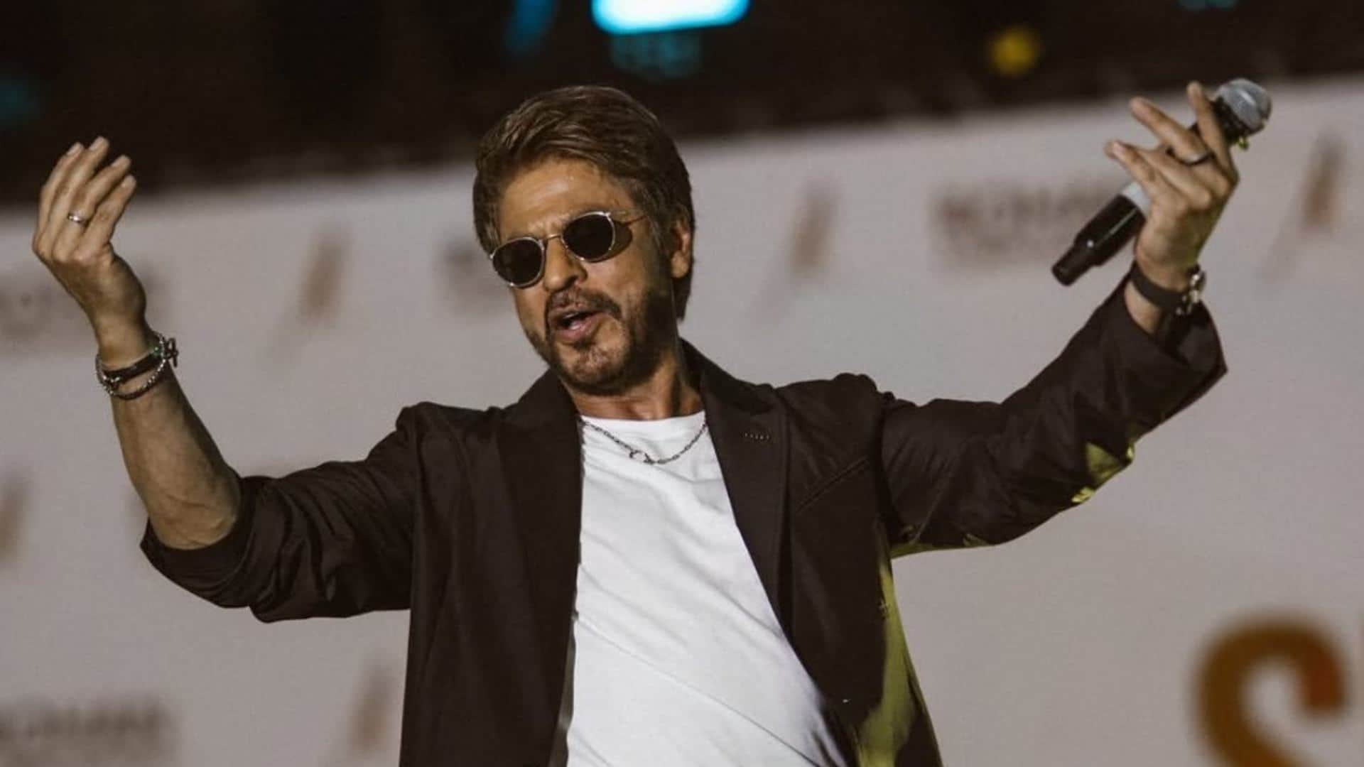 Shah Rukh Khan reveals why he carries his childhood pic in his pocket