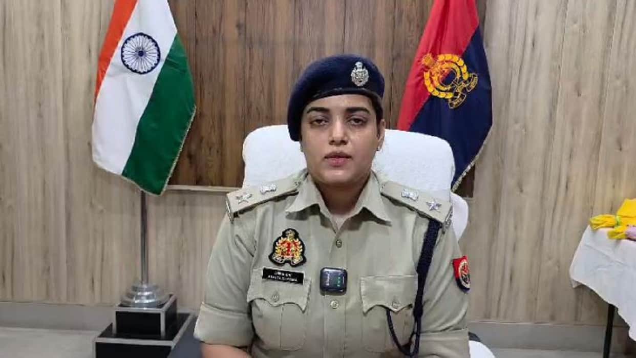 SSP Ankita Sharma suspended two Sub-Inspectors in Budaun