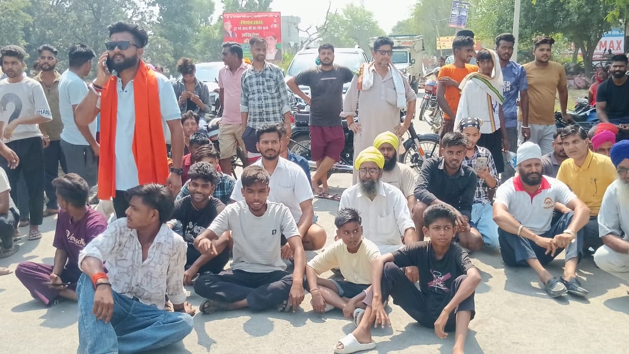 Power cuts caused chaos from city to village people blocked highway in Pilibhit