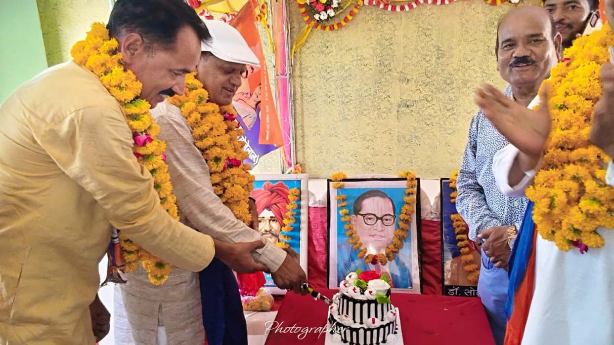 Jhansi: Chhatrapati Shahu Ji Maharaj's birth anniversary celebrated with great enthusiasm