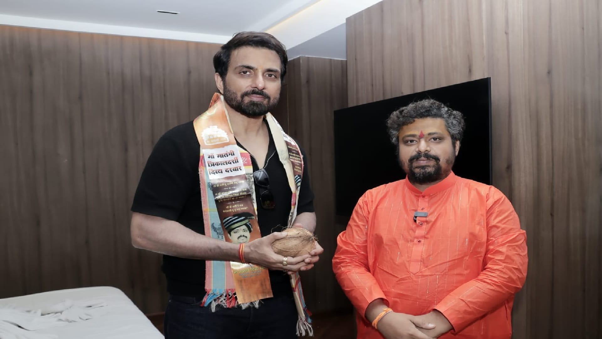 सोनू सूद और माँ मातंगी दिव्य धाम मिलकर बढ़ाएंगे सेवा कार्य